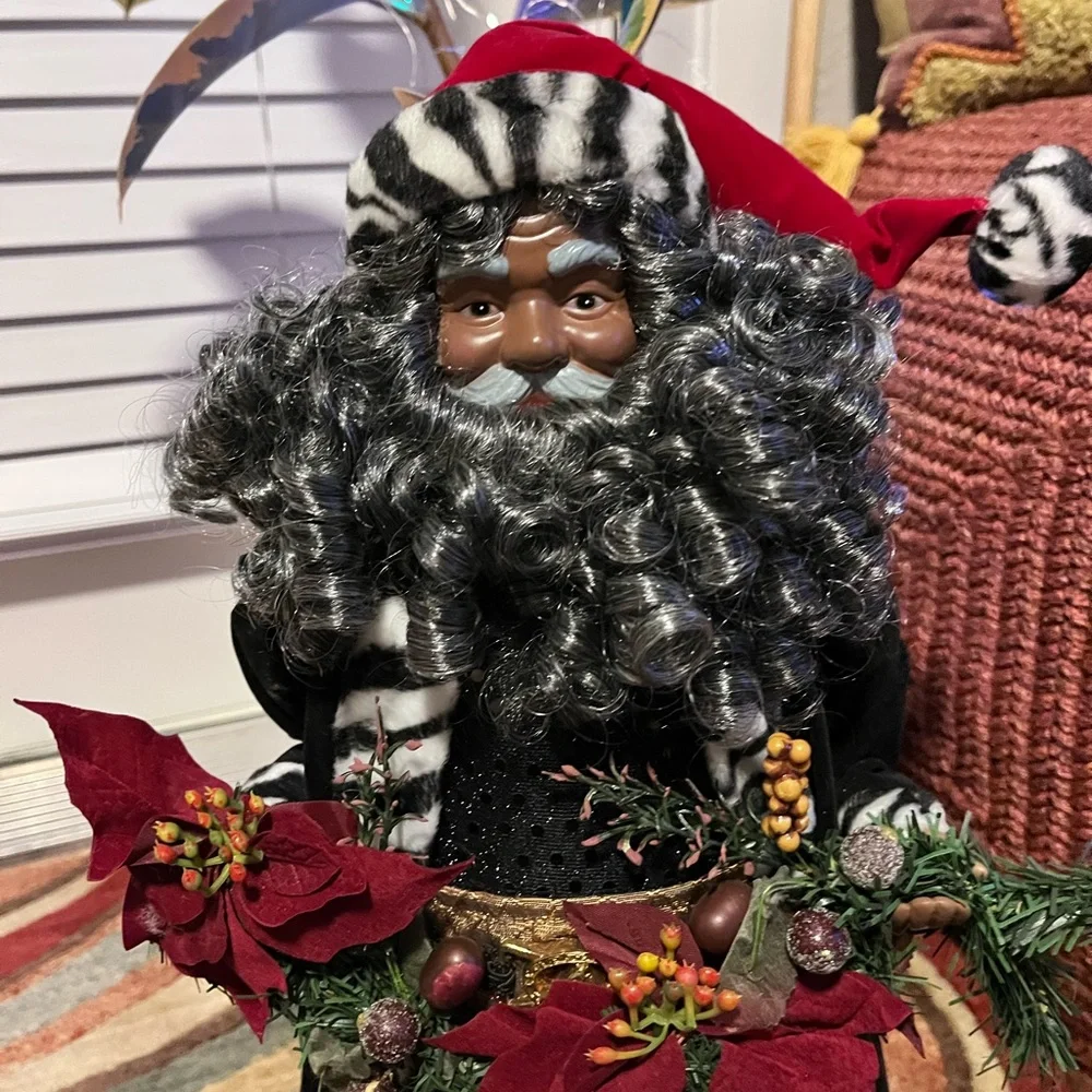 PRE-LOVED VINTAGE 19” TALL BLACK SANTA CLAUS DISPLAYED WITH HIS SOFT CURLY BEARD